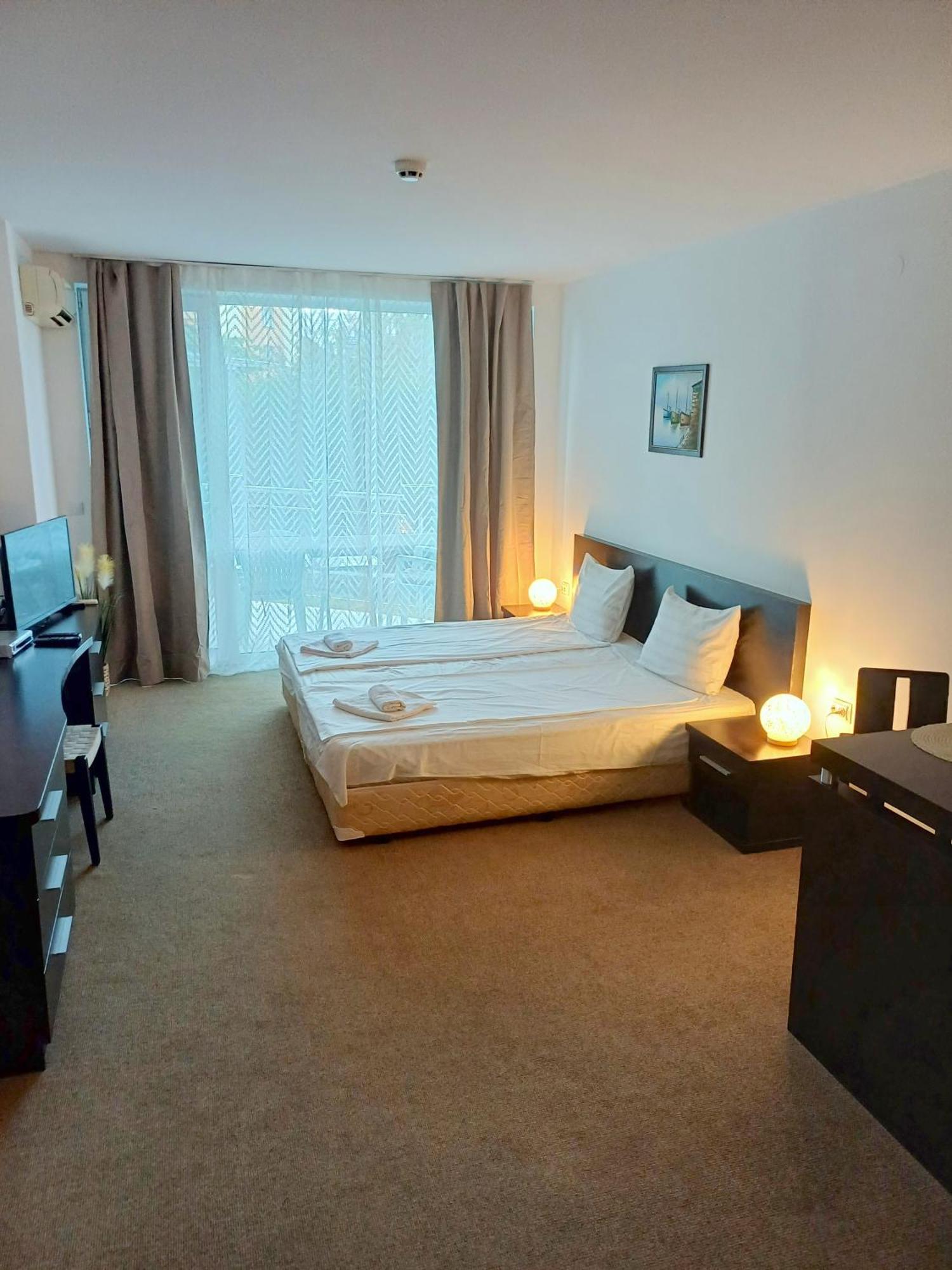 Atlantis Resort D111 Апартамент Burgas Extérieur photo